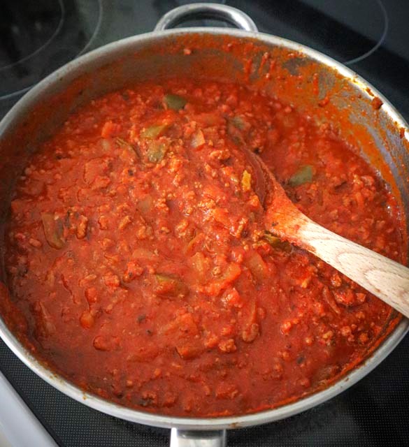 american chop suey meat sauce in skillet