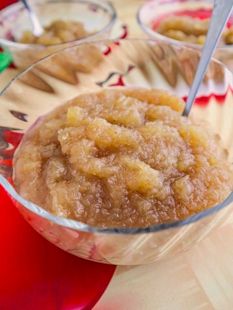 clear bowl of homemade applesauce on the table