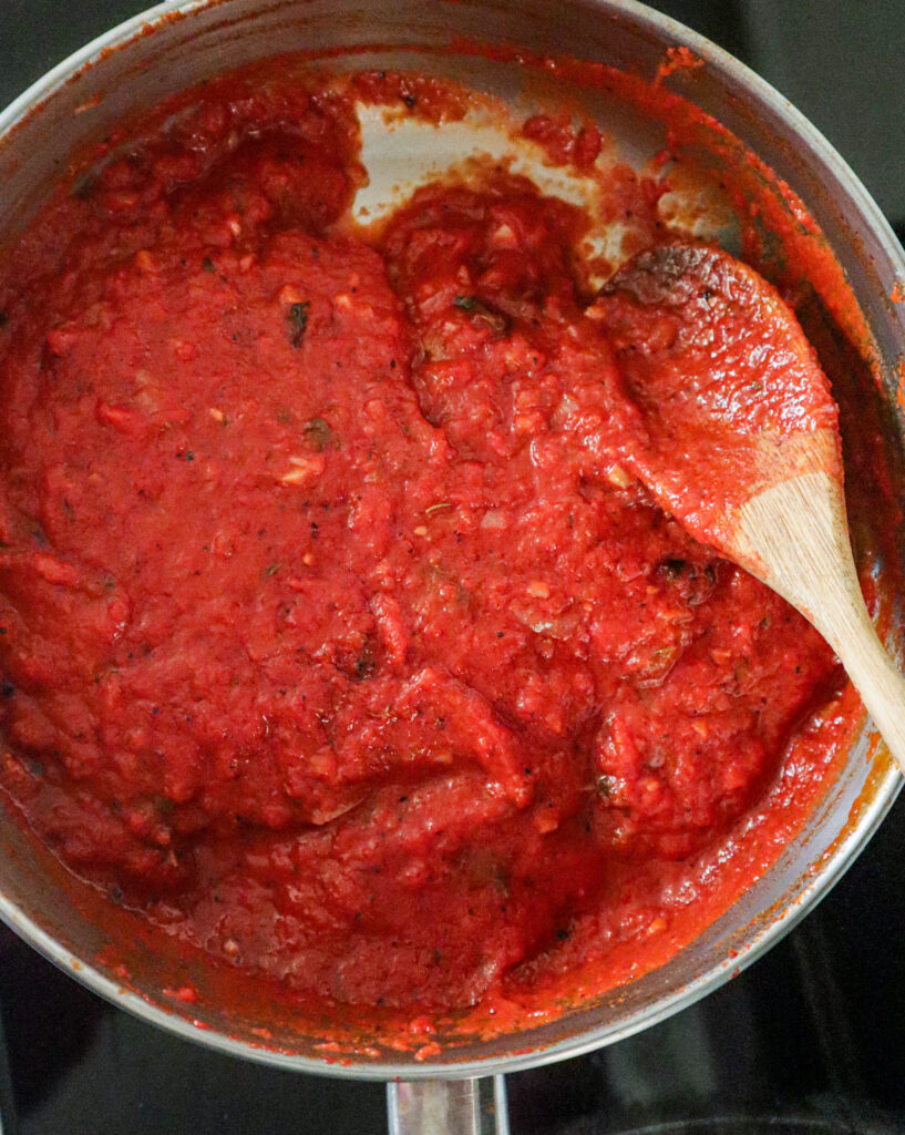 bright and fresh marinara sauce done in skillet