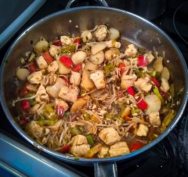 chicken stir fry done in skillet