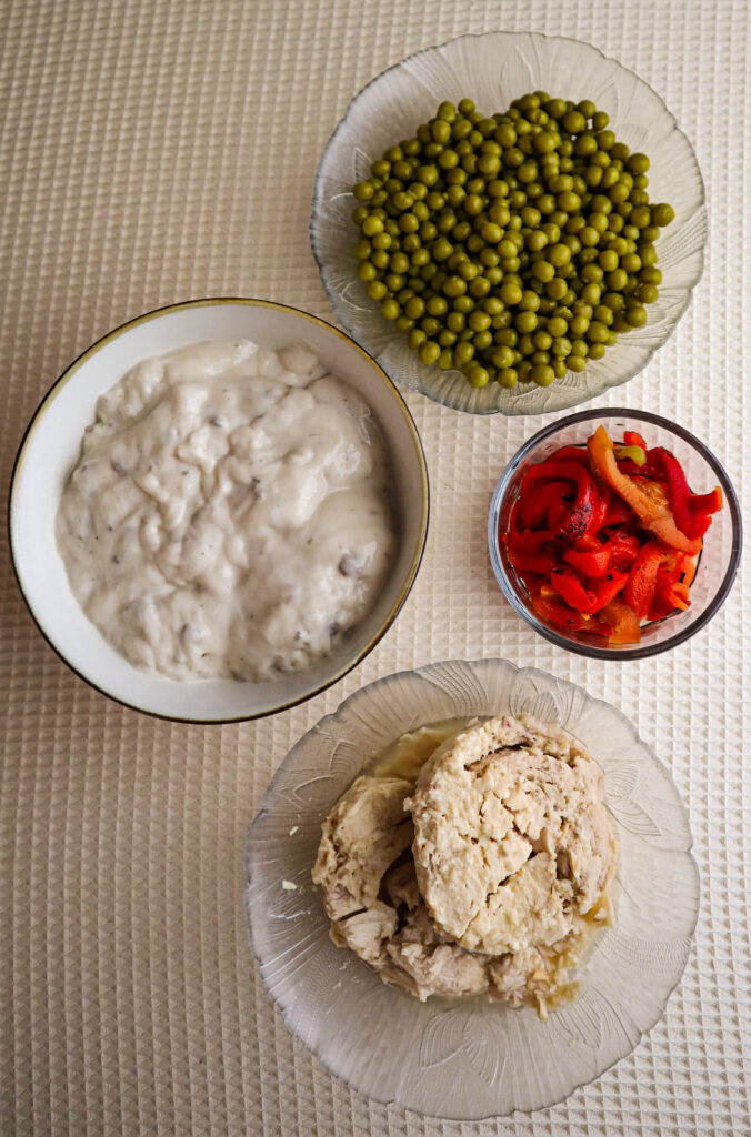 tuna noodle casserole ingredients peas cream of mushroom soup tuna red pepper strips