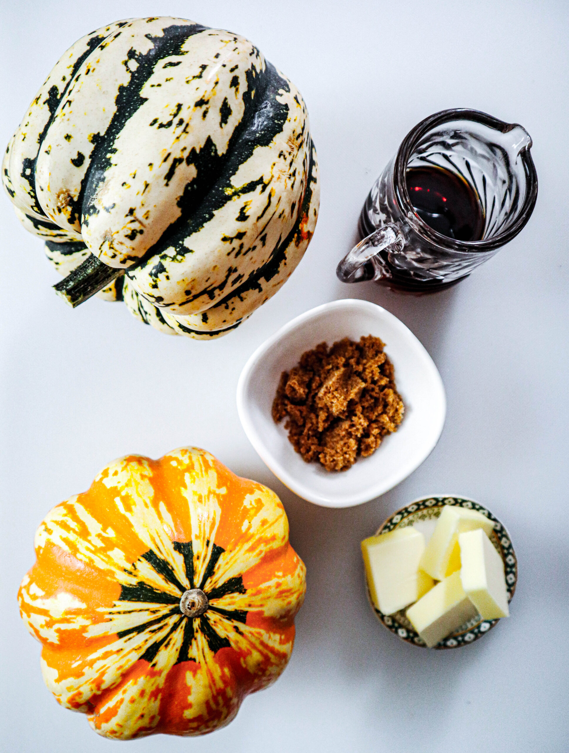 acorn squash ingredients squash brown sugar butter and maple syrup